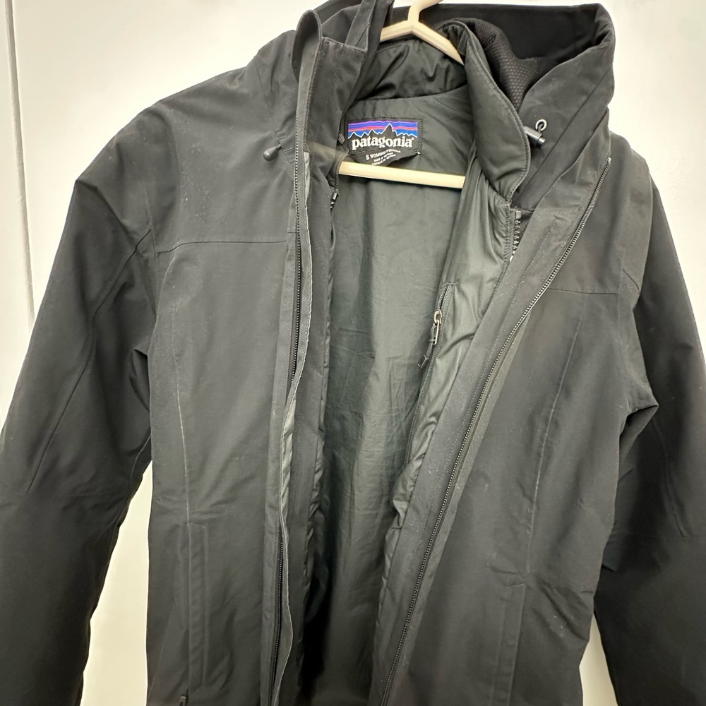 Patagonia 3-in-1 Powder Town Jacket in Black
